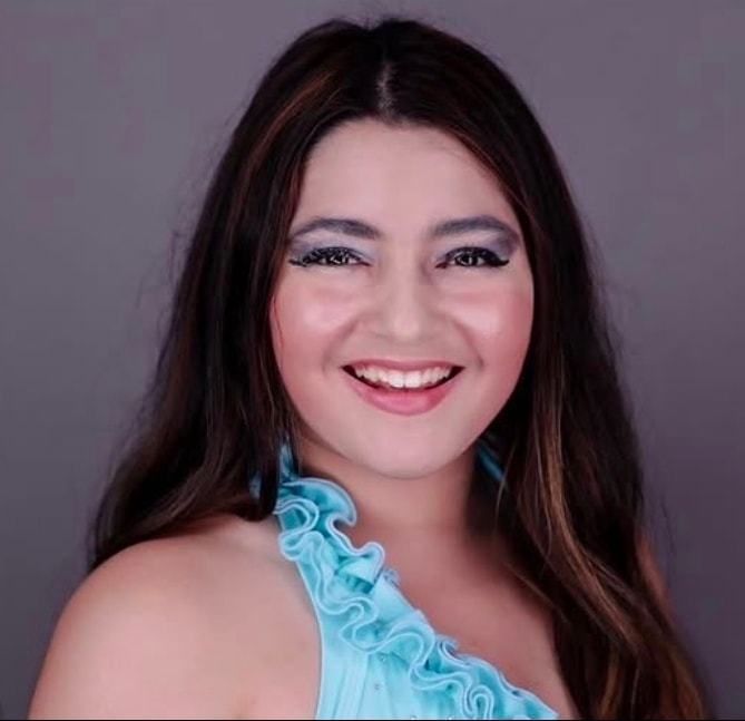 sarah — cheerleader & dancer